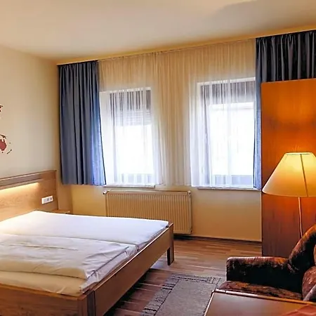 Landgasthof Hotel 2*