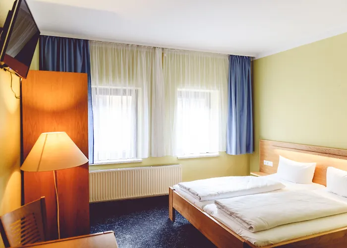 Otel Landgasthof Schwabhausen